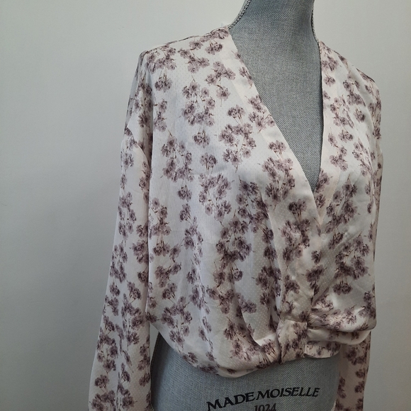 ASTR The Label Floral Long Sleeve Floral Blouse - Picture 3 of 11